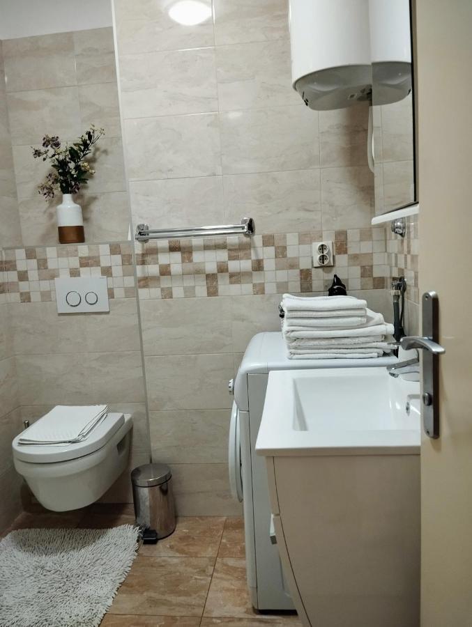 Noemi Apartment 扎达尔 外观 照片